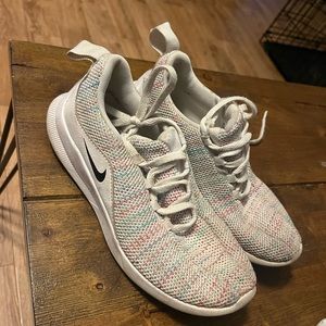 Nike multi color